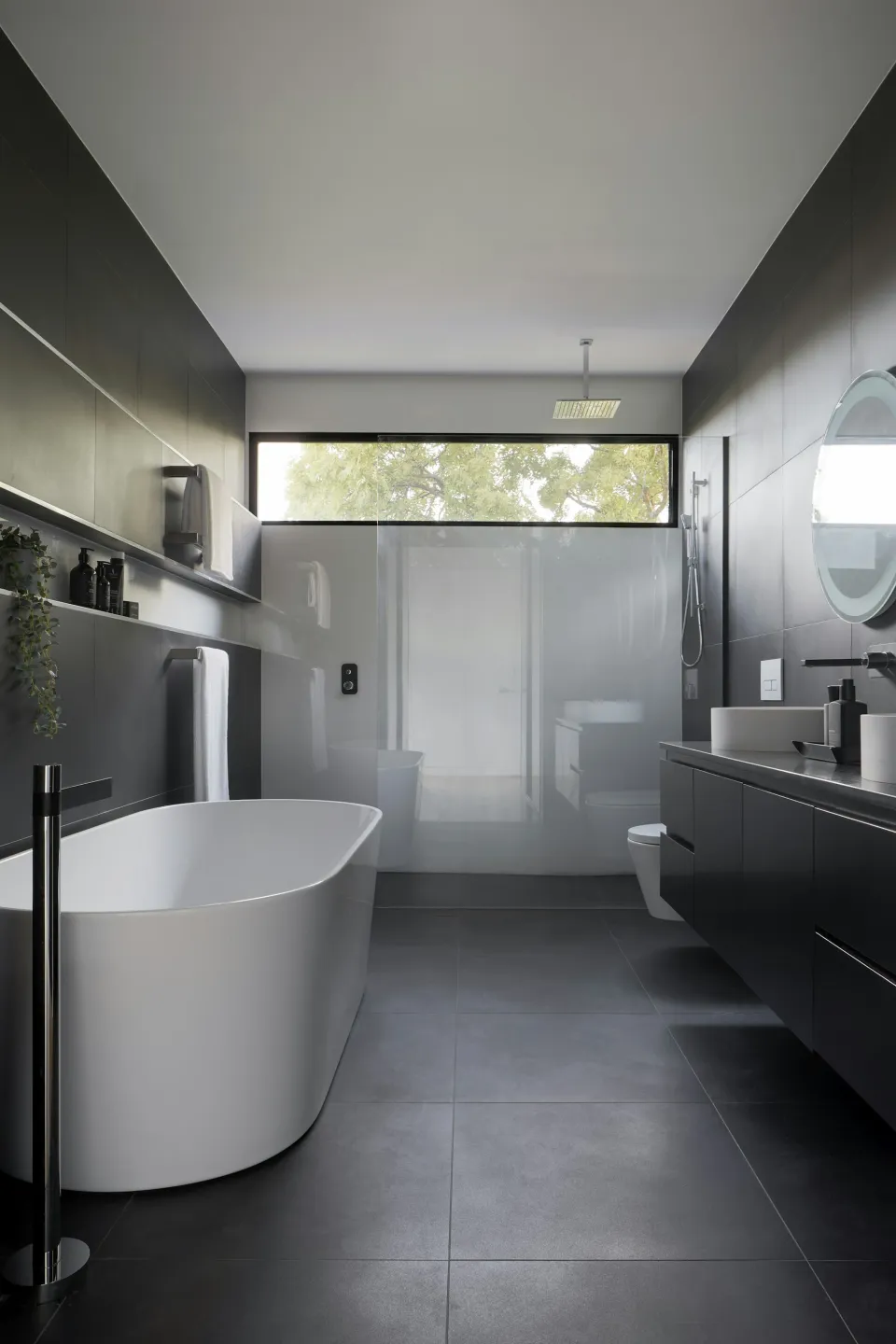 Luxury Modern Bungalow — interior view 6