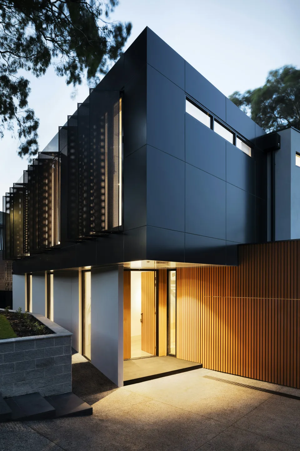 Luxury Modern Bungalow — interior view 2