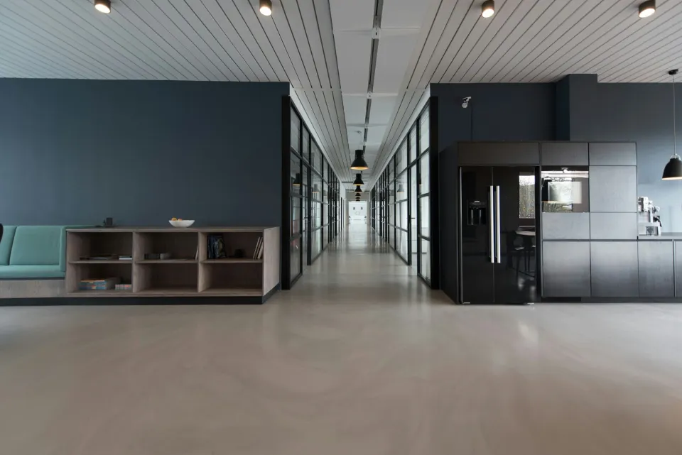 Meridian Corporate Tower — interior view 4